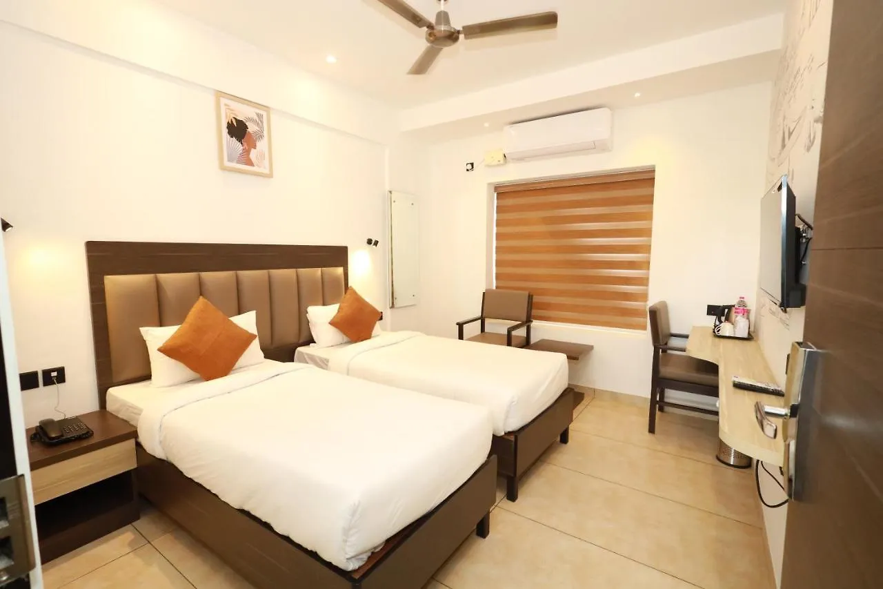 Goodland Elegance Hotel Thiruvananthapuram