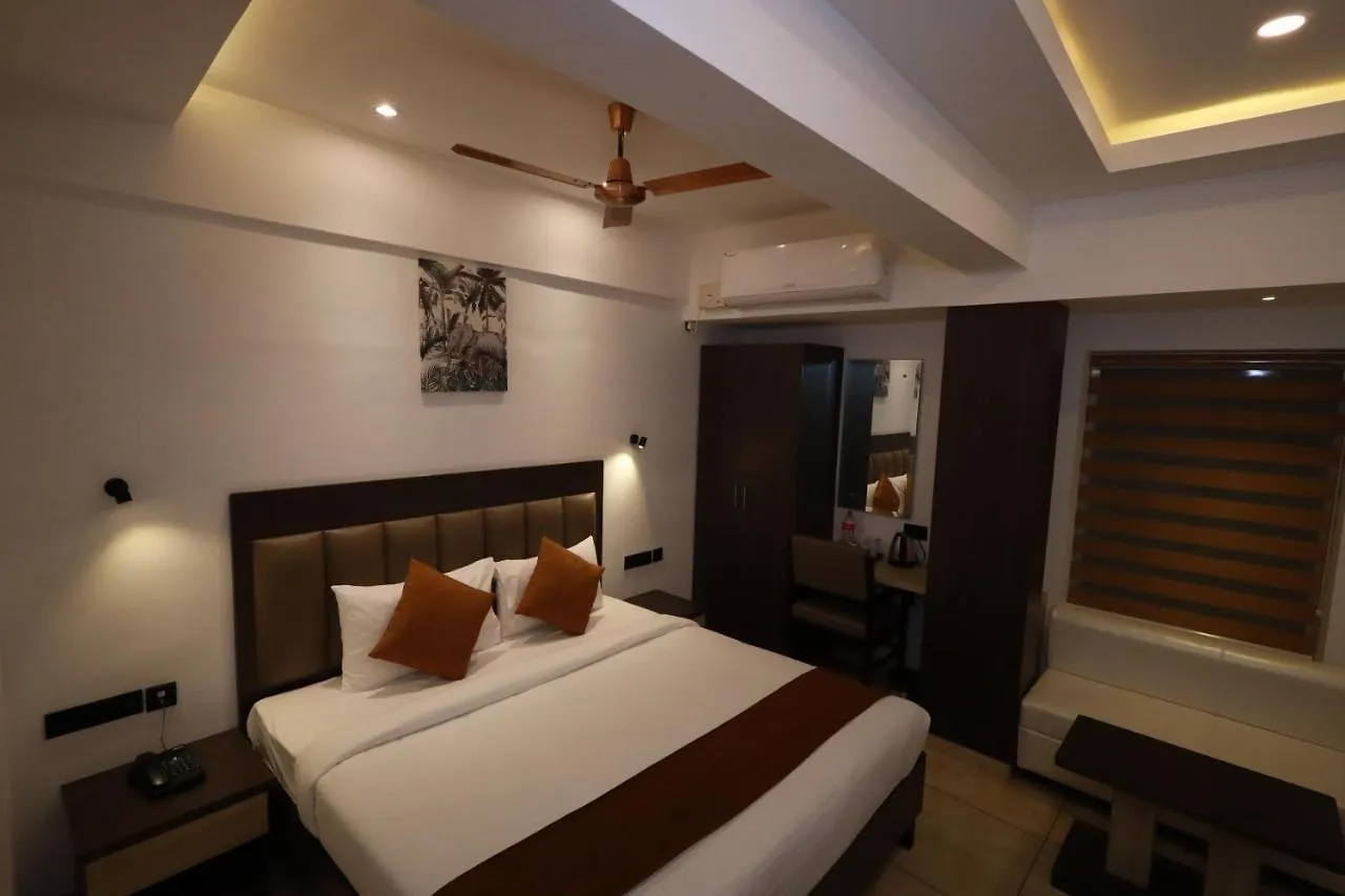 Goodland Elegance 4*, Thiruvananthapuram