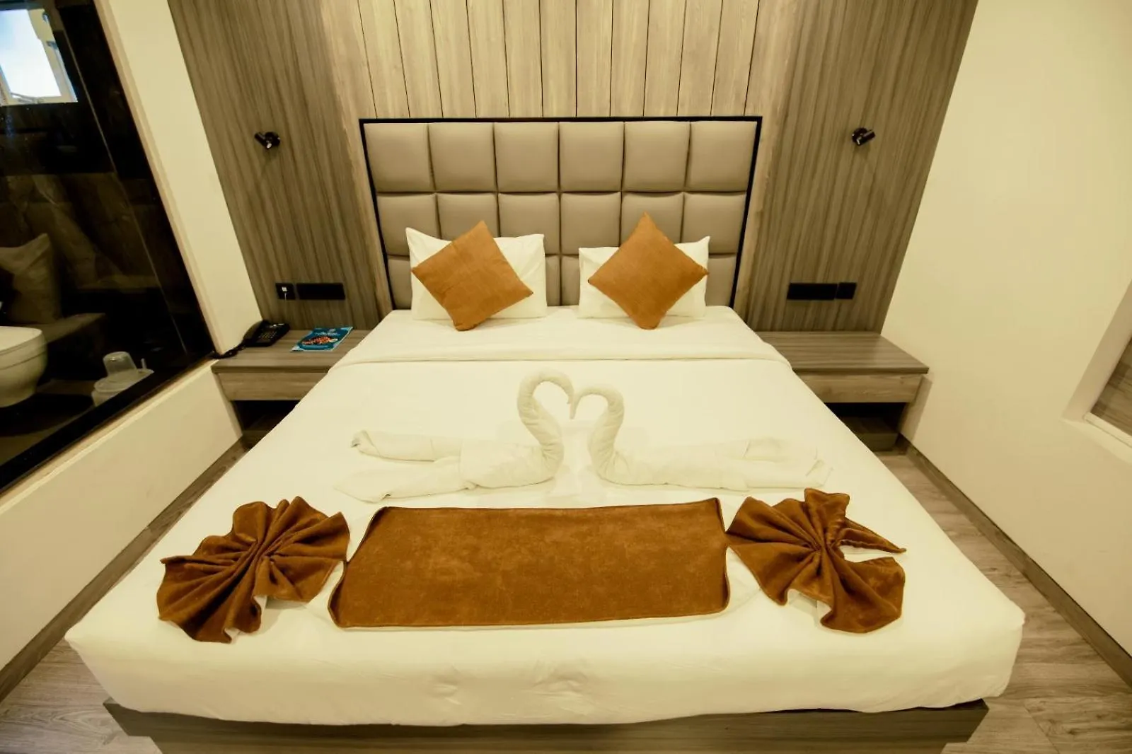 Goodland Elegance